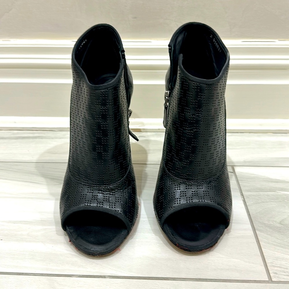 Chanel Booties. Size 40.5. Resoled bottom. No box only dustbag. Final sale